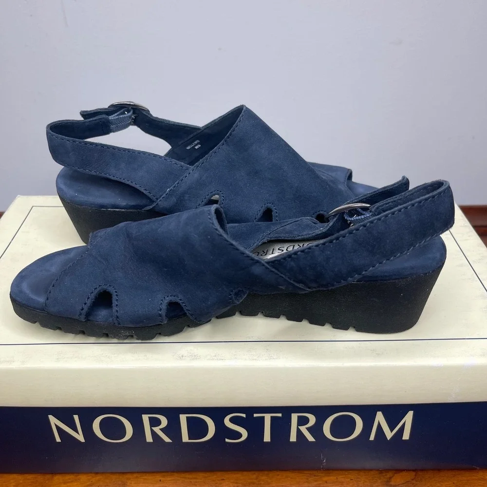 Vintage Nordstrom Dayton‎ Navy Nubuck Leather Wedge Slingback Sandals Womens 5M